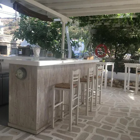 بيت ضيافة Mersini Schoinoussa